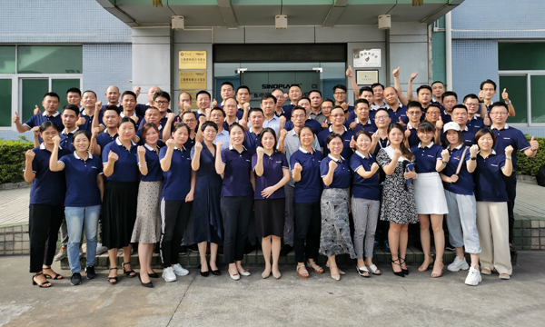 同成长，共拼搏――欢迎光临888集团年中业务会成功召开